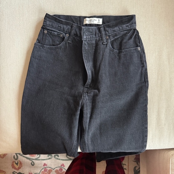 Abercrombie 90s straight ultra high rise 25 long in washed black - Picture 3 of 3